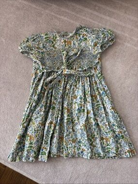 Lallie London Floral Smocked Dress Size 6Y